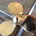 Producción de hélice en bronce